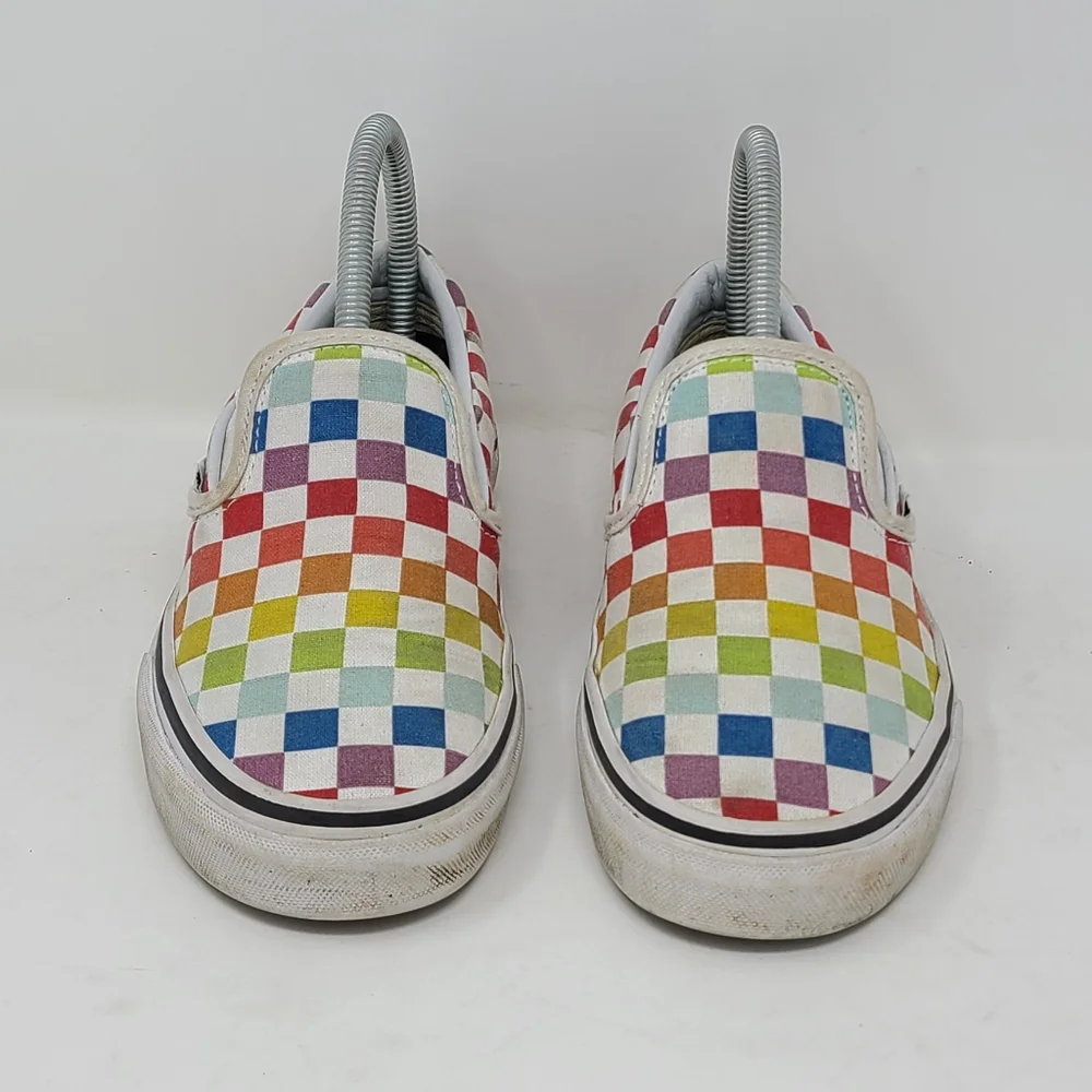 VANS Classic Slip On Low Top Canvas Shoes Rainbow Checkered Skate Pride size 6.5